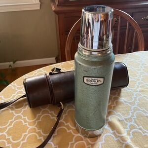 vtg ALADDIN STANLEY Thermos and Carry Case 32 Ozs Green Brown